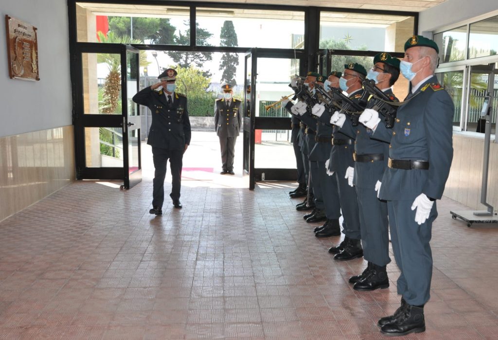 Guardia Di Finanza Il Comandante Regionale Puglia Gen Francesco